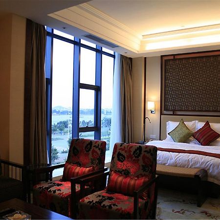 Southern Club Hotel Guangzhou Bagian luar foto